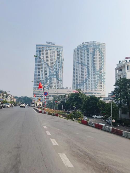 Tân Phú - MT Lê Quốc Trinh, 5 tầng rẻ chỉ 8 tỷ - Pháp lý chuẩn công chứng nhanh